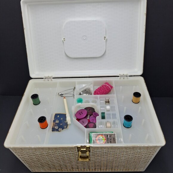 Wilson WIL-HOLD Plastic Wicker Basket Weave Sewing Box & Accessories Made in USA - Picture 13 of 16